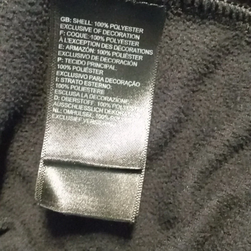 The North Face Black Fleeced 1/4 zip-up Sweater XL